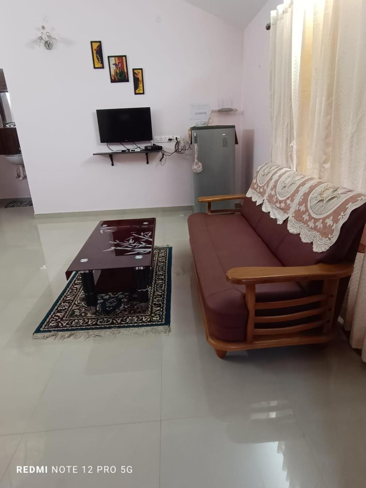Snow White Home,bedford Road, Holiday home Yercaud